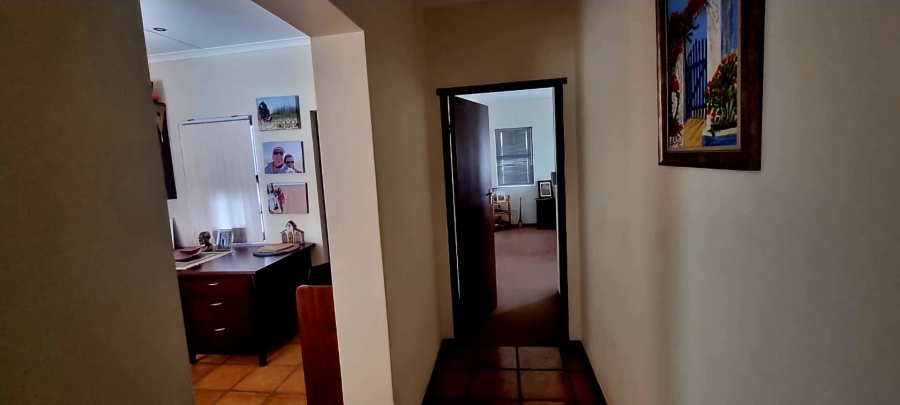 2 Bedroom Property for Sale in Vanrhynsdorp Western Cape